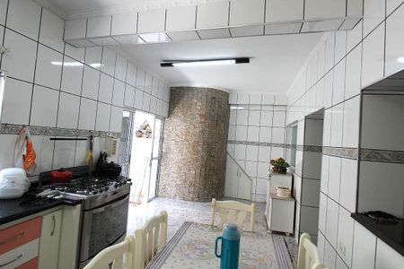 Casa à venda com 180m², 2 quartos e 3 vagas