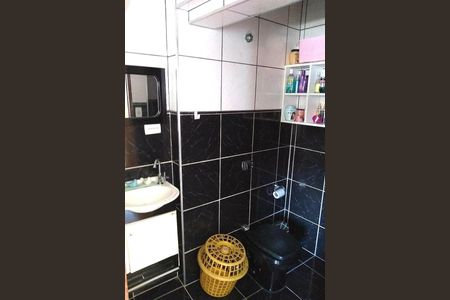 Casa à venda com 180m², 2 quartos e 3 vagas
