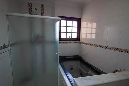 Casa à venda com 160m², 3 quartos e 4 vagas
