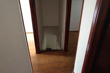 Casa à venda com 70m², 3 quartos e 5 vagas