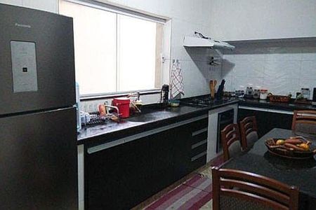 Casa à venda com 150m², 3 quartos e 3 vagas