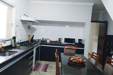 Casa à venda com 150m², 3 quartos e 3 vagas