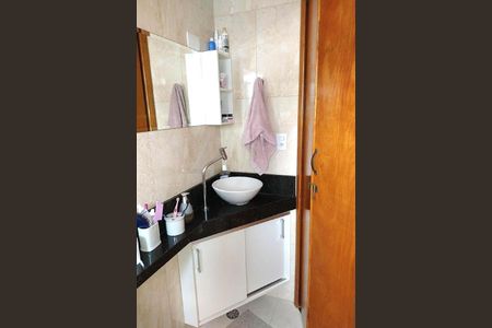 Apartamento à venda com 62m², 2 quartos e 1 vaga