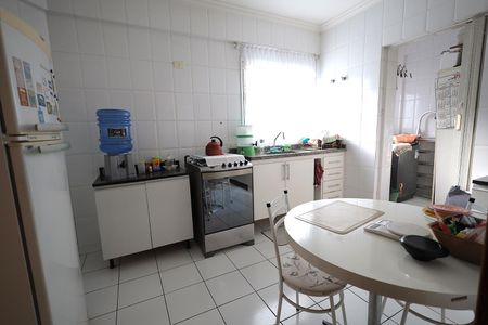 Apartamento à venda com 74m², 2 quartos e 1 vaga Apartamento à venda com 74m², 2 quartos e 1 vagaCozinha