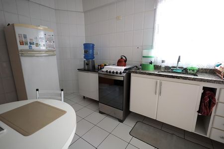 Apartamento à venda com 74m², 2 quartos e 1 vaga Apartamento à venda com 74m², 2 quartos e 1 vagaCozinha