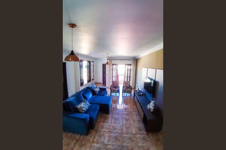 Casa à venda com 386m², 3 quartos e 3 vagas