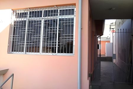 Casa à venda com 240m², 2 quartos e 1 vaga