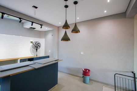 Casa à venda com 72m², 2 quartos e 3 vagas Casa à venda com 72m², 2 quartos e 3 vagasCozinha