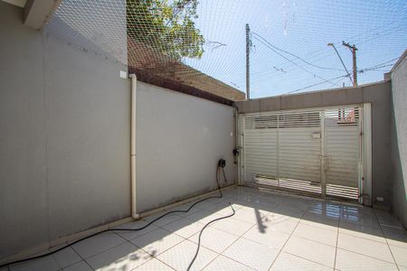 Casa à venda com 72m², 2 quartos e 3 vagas Casa à venda com 72m², 2 quartos e 3 vagasGaragem