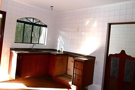 Casa à venda com 138m², 3 quartos e 4 vagas