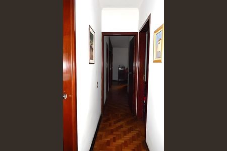 Casa à venda com 360m², 3 quartos e 4 vagas