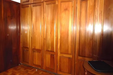 Casa à venda com 360m², 3 quartos e 4 vagas