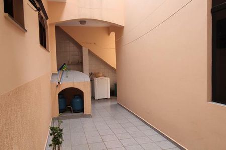 Casa à venda com 250m², 4 quartos e 3 vagas