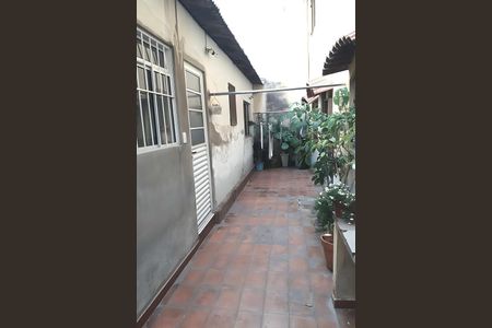 Casa à venda com 5 quartos, 300m² em Parque das Nações, Santo André