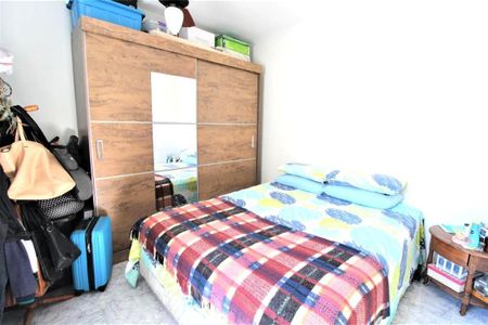 Casa à venda com 168m², 4 quartos e 2 vagas