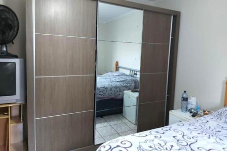 Casa à venda com 179m², 2 quartos e 4 vagas