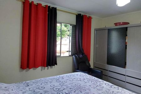 Casa à venda com 179m², 2 quartos e 4 vagas