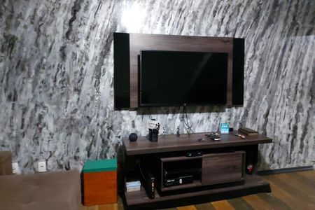 Casa à venda com 179m², 2 quartos e 4 vagas