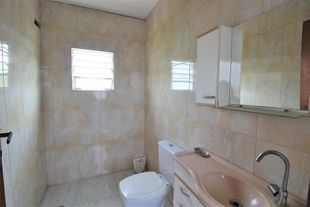 Casa à venda com 164m², 3 quartos e 2 vagas