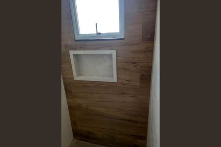 Casa à venda com 54m², 2 quartos e 2 vagas