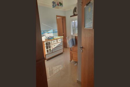 Casa à venda com 251m², 3 quartos e 8 vagas