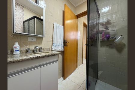 Casa à venda com 115m², 2 quartos e 2 vagas Casa à venda com 115m², 2 quartos e 2 vagasBanheiro