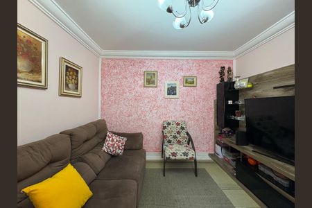 Casa à venda com 115m², 2 quartos e 2 vagas Casa à venda com 115m², 2 quartos e 2 vagasSala