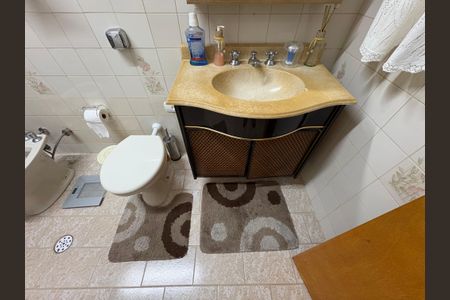 Casa à venda com 115m², 2 quartos e 2 vagas Casa à venda com 115m², 2 quartos e 2 vagasBanheiro da suíte