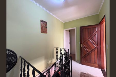 Casa à venda com 115m², 2 quartos e 2 vagas Casa à venda com 115m², 2 quartos e 2 vagasCorredor dos quartos