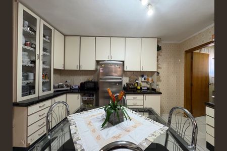 Casa à venda com 115m², 2 quartos e 2 vagas Casa à venda com 115m², 2 quartos e 2 vagasCozinha