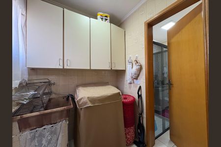 Casa à venda com 115m², 2 quartos e 2 vagas Casa à venda com 115m², 2 quartos e 2 vagasLavanderia