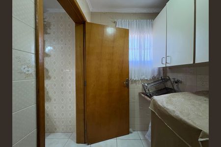 Casa à venda com 115m², 2 quartos e 2 vagas Casa à venda com 115m², 2 quartos e 2 vagasLavanderia