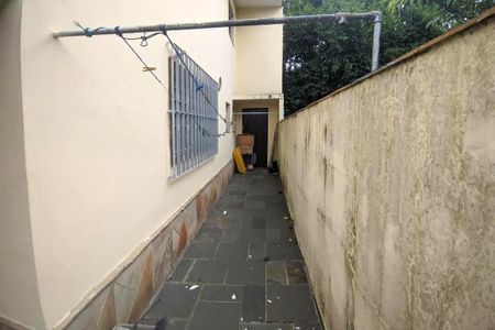 Casa à venda com 300m², 4 quartos e 2 vagas