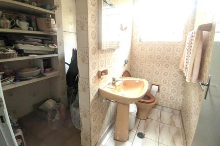 Casa à venda com 300m², 4 quartos e 2 vagas