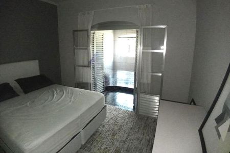 Casa à venda com 140m², 3 quartos e 4 vagas