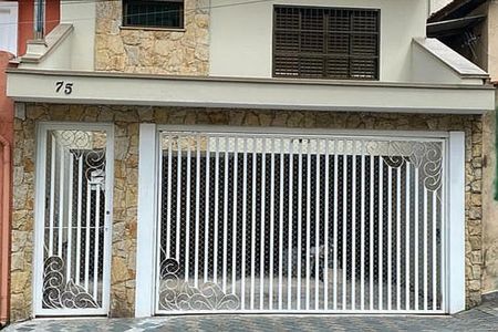 Casa à venda com 180m², 3 quartos e 2 vagas