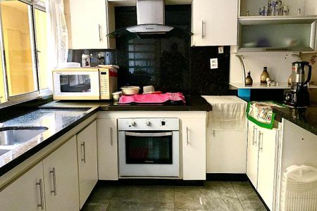 Casa à venda com 175m², 5 quartos e 3 vagas