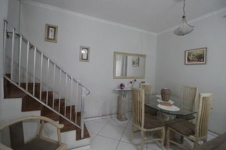 Casa à venda com 125m², 3 quartos e 3 vagas