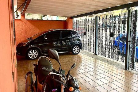 Casa à venda com 300m², 3 quartos e 3 vagas