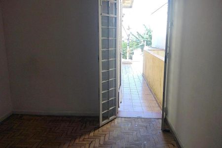 Casa à venda com 168m², 3 quartos e 2 vagas