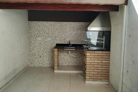 Casa à venda com 106m², 3 quartos e 5 vagas