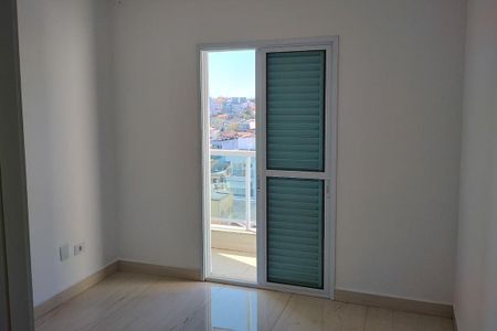 Casa à venda com 106m², 3 quartos e 5 vagas