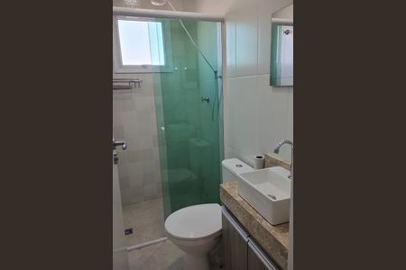 Casa à venda com 106m², 3 quartos e 5 vagas