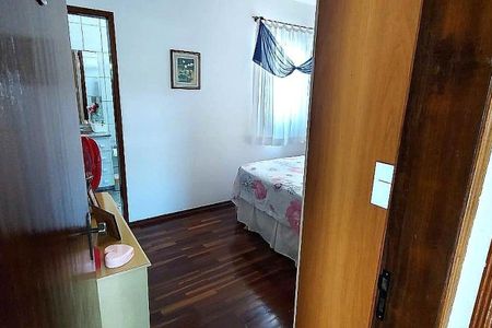 Apartamento à venda com 71m², 2 quartos e 1 vaga
