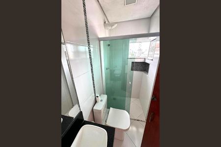 Casa à venda com 63m², 2 quartos e 2 vagas