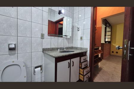 Casa à venda com 125m², 1 quarto e 2 vagas Casa à venda com 125m², 1 quarto e 2 vagasBanheiro