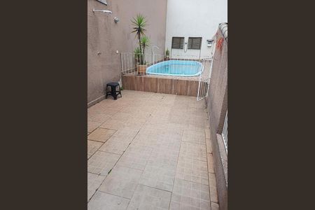Casa à venda com 200m², 3 quartos e 3 vagas