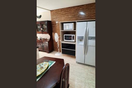 Casa à venda com 200m², 3 quartos e 3 vagas