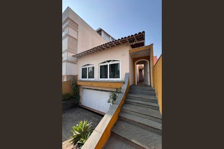 Casa à venda com 336m², 3 quartos e 4 vagas