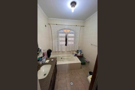 Casa à venda com 336m², 3 quartos e 4 vagas